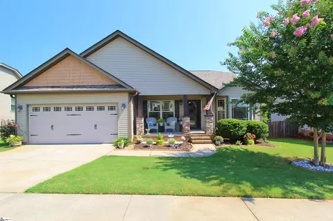 668 Chartwell Dr, Greer, SC 29650