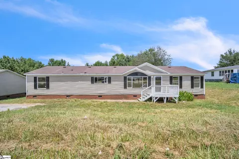 202 Riverbreeze Rd, Greenville, SC 29611