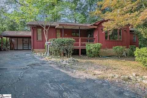 17 Ogden Dr, Greenville, SC 29617
