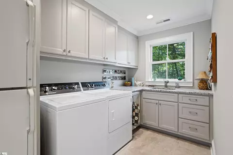 307 Hammett Rd, Greer, SC 29650 photo 17