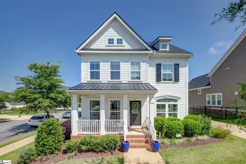 110 Verlin Dr, Greenville, SC 29607