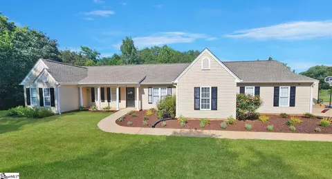 5017 King Dr, Anderson, SC 29621