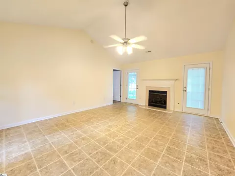 5017 King Dr, Anderson, SC 29621 photo 4