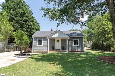 103 Dove Ln, Taylors, SC 29687