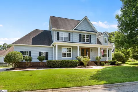 9 Parkcrest Ct, Simpsonville, SC 29681