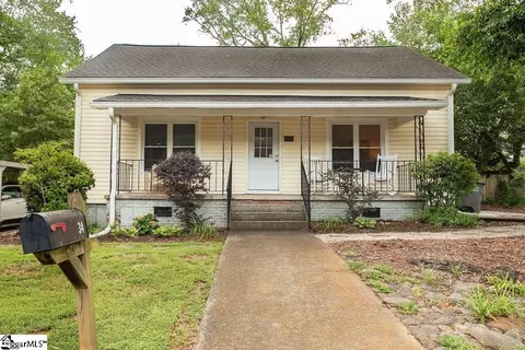 34 2nd St, Greenville, SC 29611