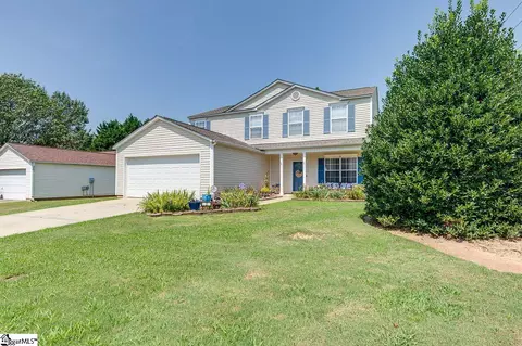 2 Granary Dr, Simpsonville, SC 29681