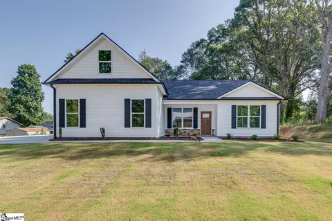 10 Suffolk Dr, Greenville, SC 29617