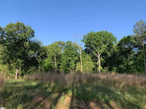 822 Kist Rd, Greer, SC 29651