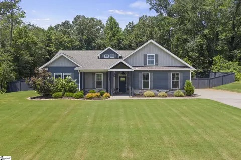 1377 Pine Log Ford Rd, Taylors, SC 29687