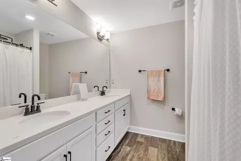 552 Backacre Ct, Greer, SC 29651 photo 25
