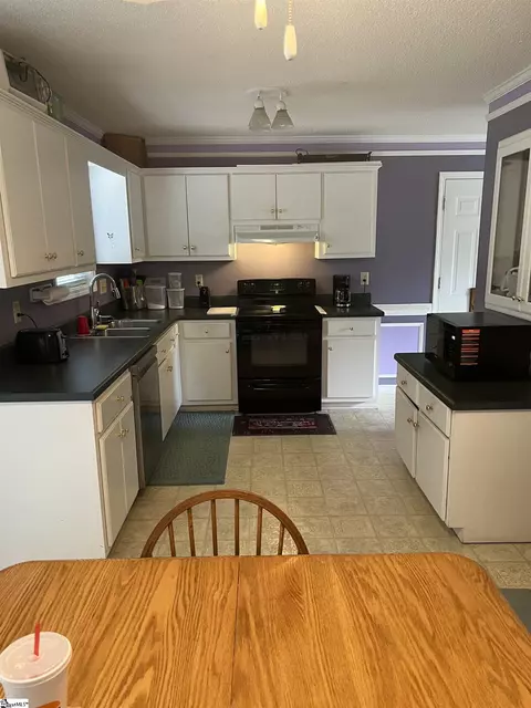 401 Patio Rd, Easley, SC 29642 photo 5