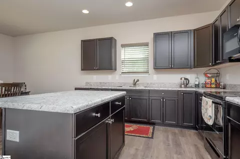 133 Flint Ln, Greer, SC 29651 photo 5