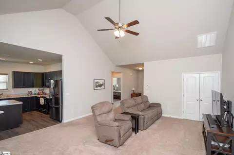 133 Flint Ln, Greer, SC 29651 photo 9