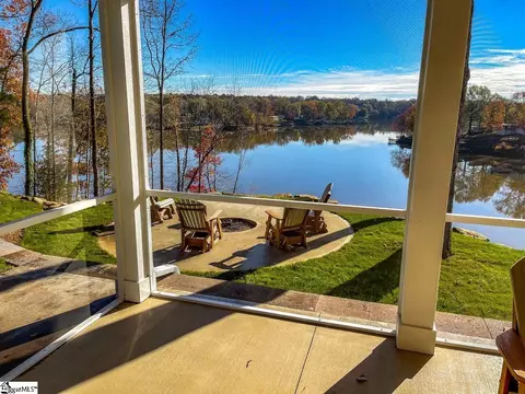 38 Alice Page Rd, Waterloo, SC 29384 photo 3
