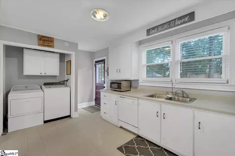 303 E A Ave, Easley, SC 29640 photo 15