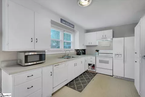 303 E A Ave, Easley, SC 29640 photo 11
