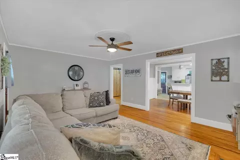 303 E A Ave, Easley, SC 29640 photo 8
