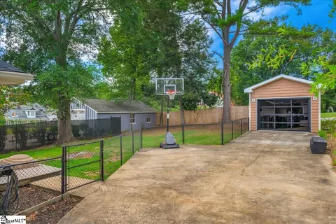 303 E A Ave, Easley, SC 29640 photo 21