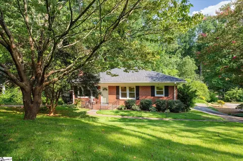 212 Dellwood Dr, Greenville, SC 29609