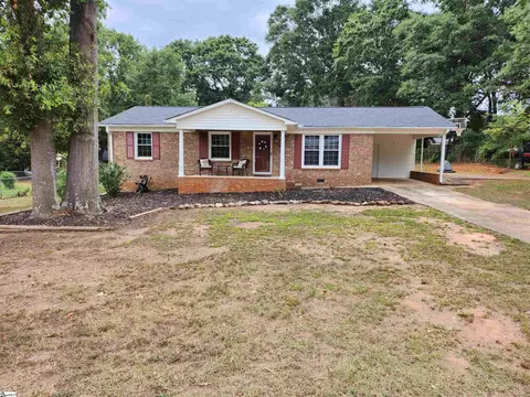 208 Elm Ave, Anderson, SC 29625