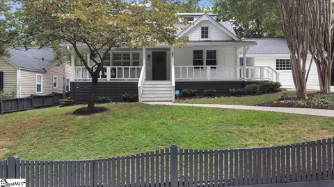 13 Douglas Dr, Greenville, SC 29605