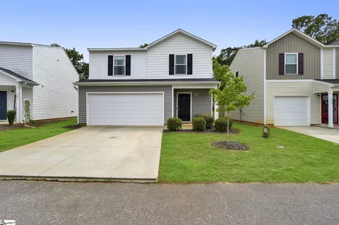 303 Rawlings Hide Ln, Greenville, SC 29605