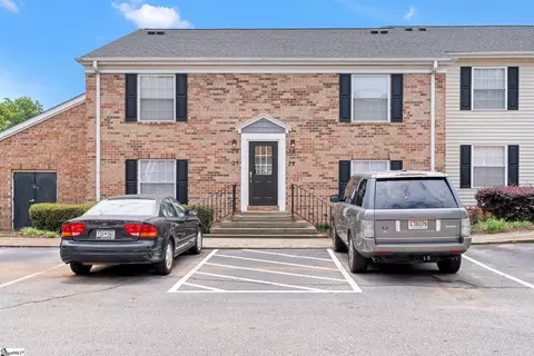 925 Cleveland St #27, Greenville, SC 29601