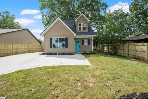 325 Furman Hall Rd, Greenville, SC 29609