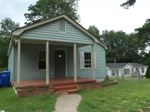 10 Lily St, Greenville, SC 29617