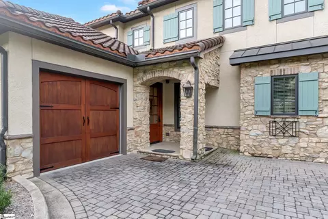 326 Imperia Ct, Travelers Rest, SC 29690