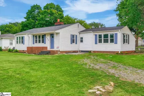313 Ammons Rd, Spartanburg, SC 29306