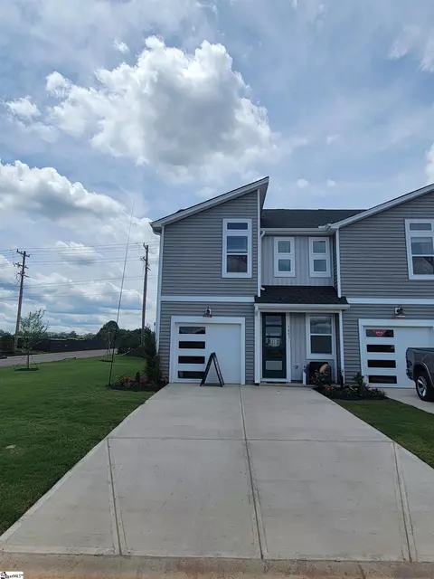1403 Darrowby Way, Spartanburg, SC 29301