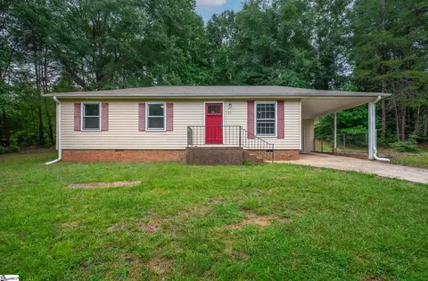 103 Diane Dr, Easley, SC 29640