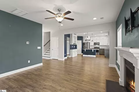 200 Daystrom Dr, Greer, SC 29651 photo 13