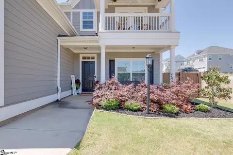 200 Daystrom Dr, Greer, SC 29651 photo 4