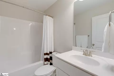200 Daystrom Dr, Greer, SC 29651 photo 24