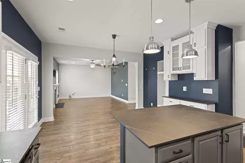 200 Daystrom Dr, Greer, SC 29651 photo 14