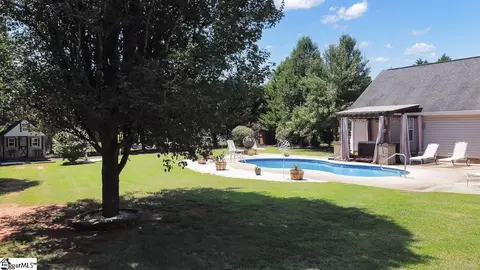 103 Dillard Dr, Easley, SC 29642 photo 33