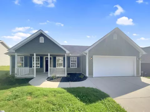 124 Corinth Dr, Piedmont, SC 29673