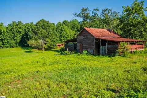 705 Cherokee Trl, Easley, SC 29640 photo 2