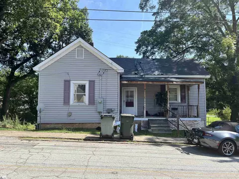505 E Robinson St, Gaffney, SC 29340