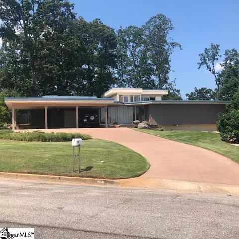 108 Oakdale Ave, Greer, SC 29651
