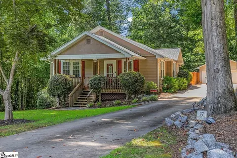 27 West Dr, Travelers Rest, SC 29690