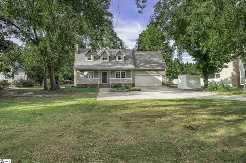 111 Brown Rd, Simpsonville, SC 29681