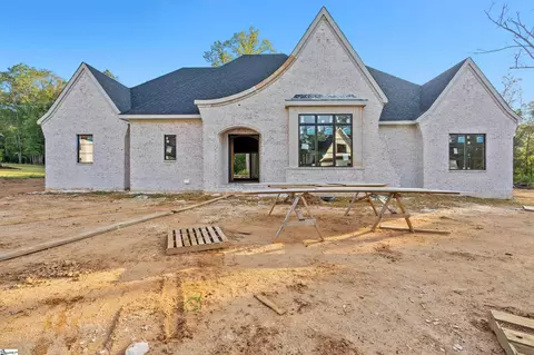 17 Vintage Oaks Way, Simpsonville, SC 29681