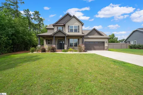 504 Bridlecrest Ln, Greer, SC 29651