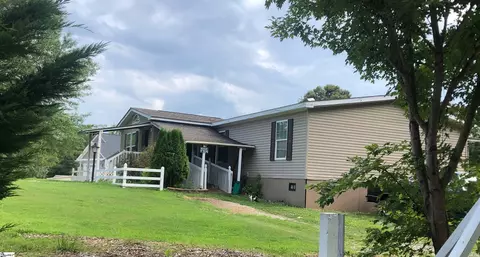655 Ray Blackley Rd, Inman, SC 29349