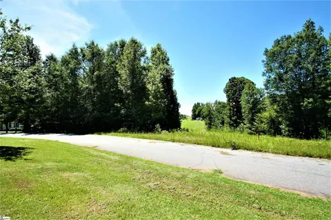 Undisclosed, Roebuck, SC 29376 photo 10