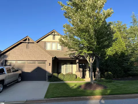 814 Shandwick Dr, Greer, SC 29650